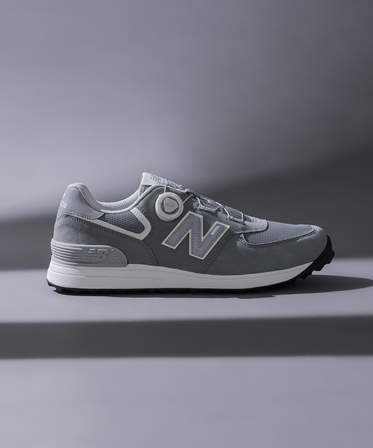 UG574BH スパイクレスシューズ (UNISEX)