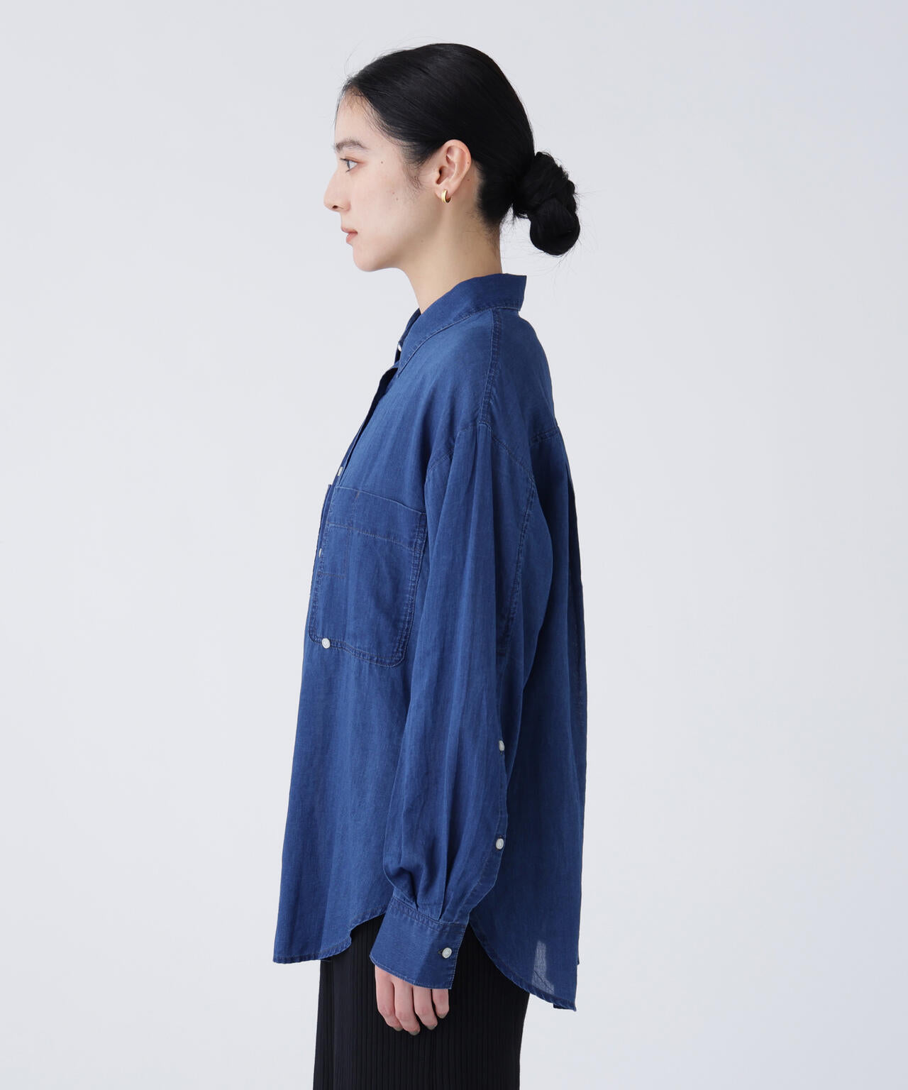 168cm B81cm W60cm H89cm 着用サイズ:FR