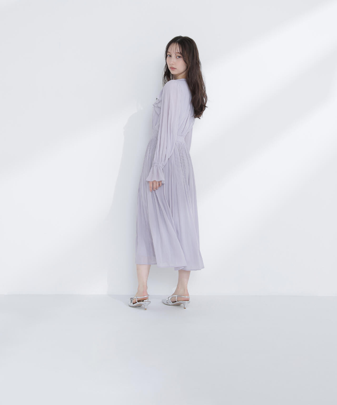 ラッフルデザインワンピース