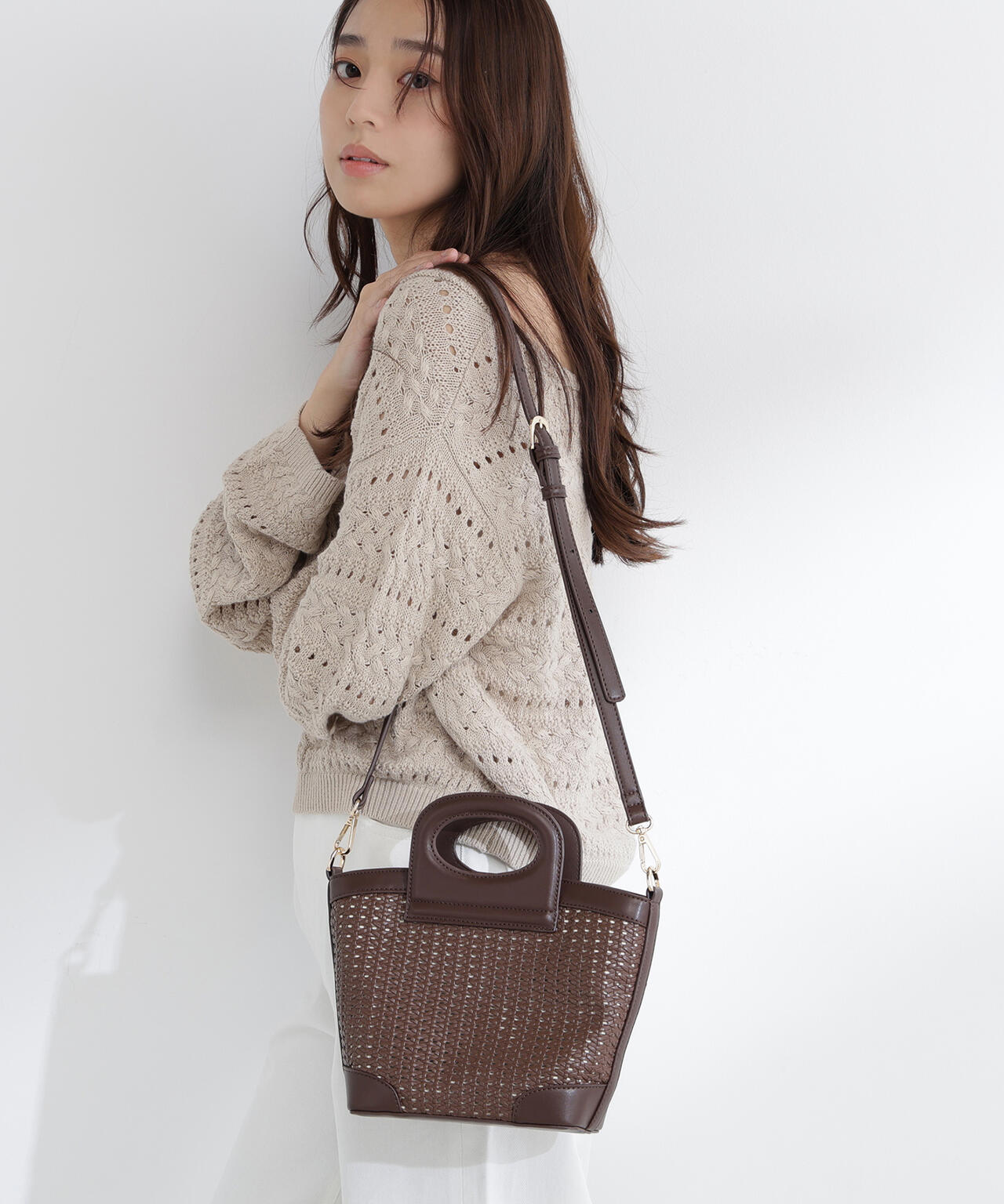 <Oggi.jp掲載>パンチングメッシュミニバスケットバッグ