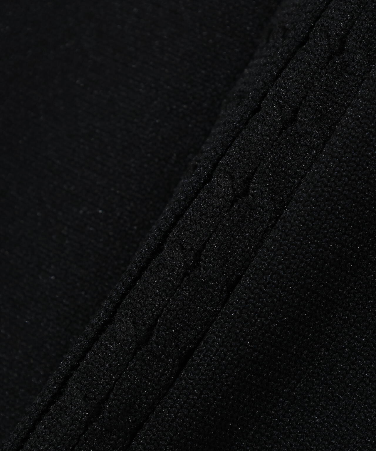 【オンライン限定SALE】9GケーブルVネックニットベルトプルオーバー (MENS)