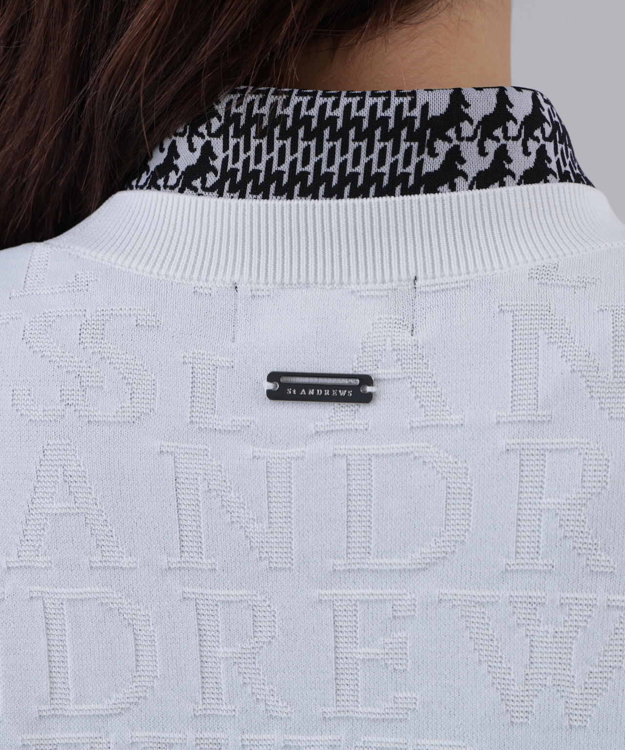 【オンライン限定SALE】ダブルロゴジャガードクルーネックニットプルオーバー (WOMENS)