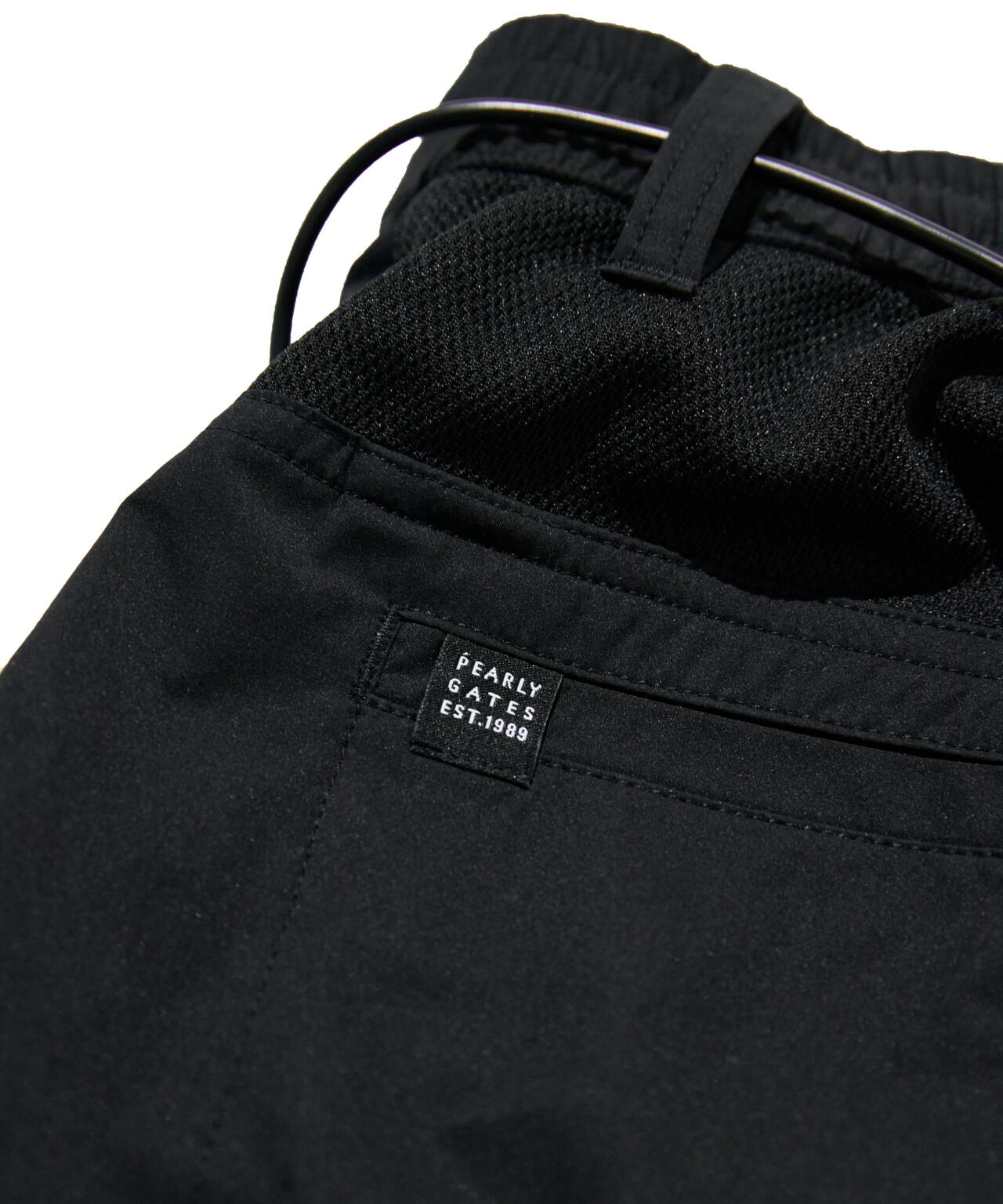 【公式オンライン限定】ファン付きメカニカルストレッチタフタショートパンツ