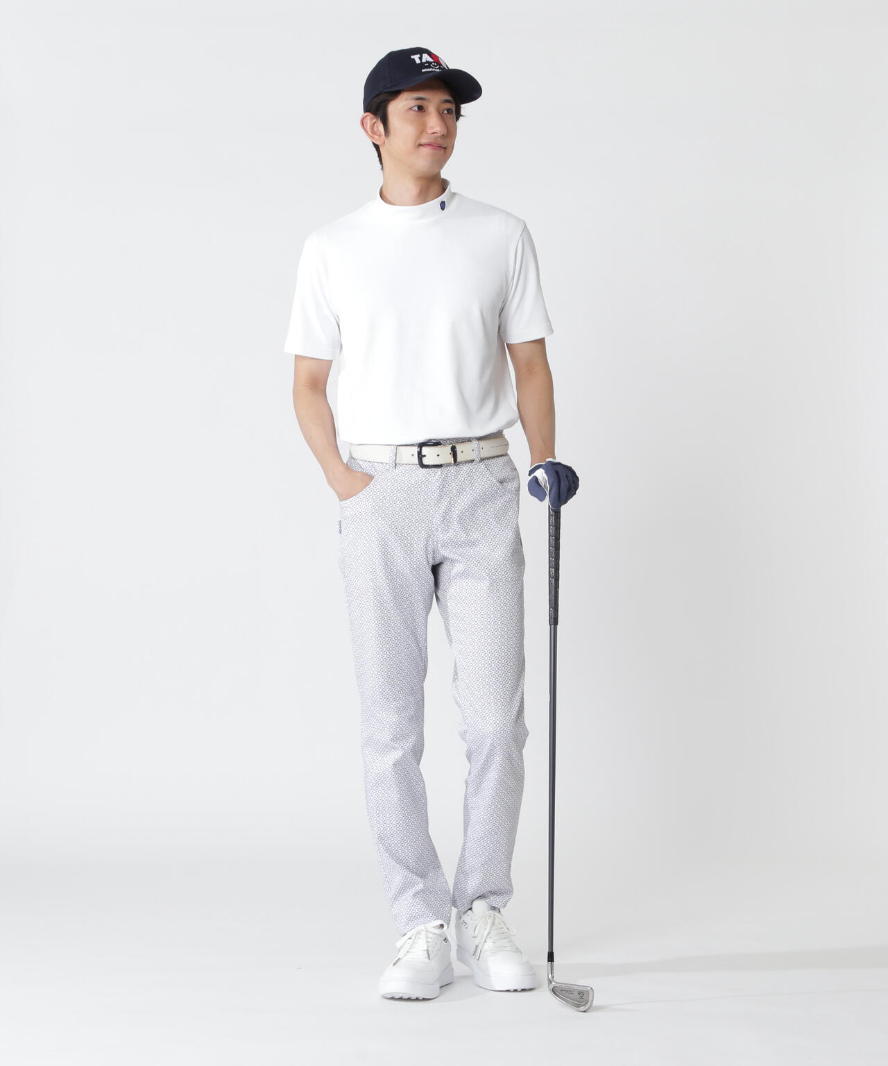 H:182cm/C:93/W:77/H:91 着用サイズ:5