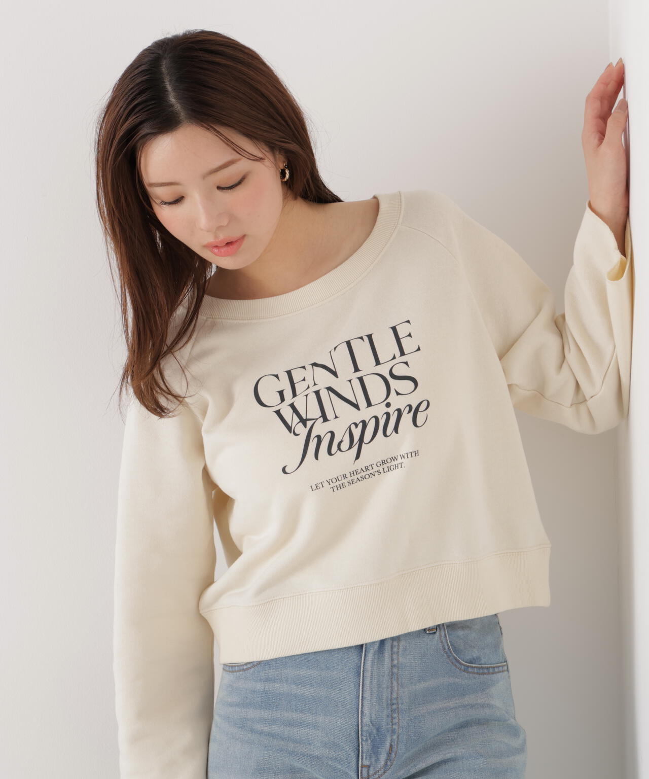 <ウォッシャブル>〈a/mie〉ラグランロゴトップス