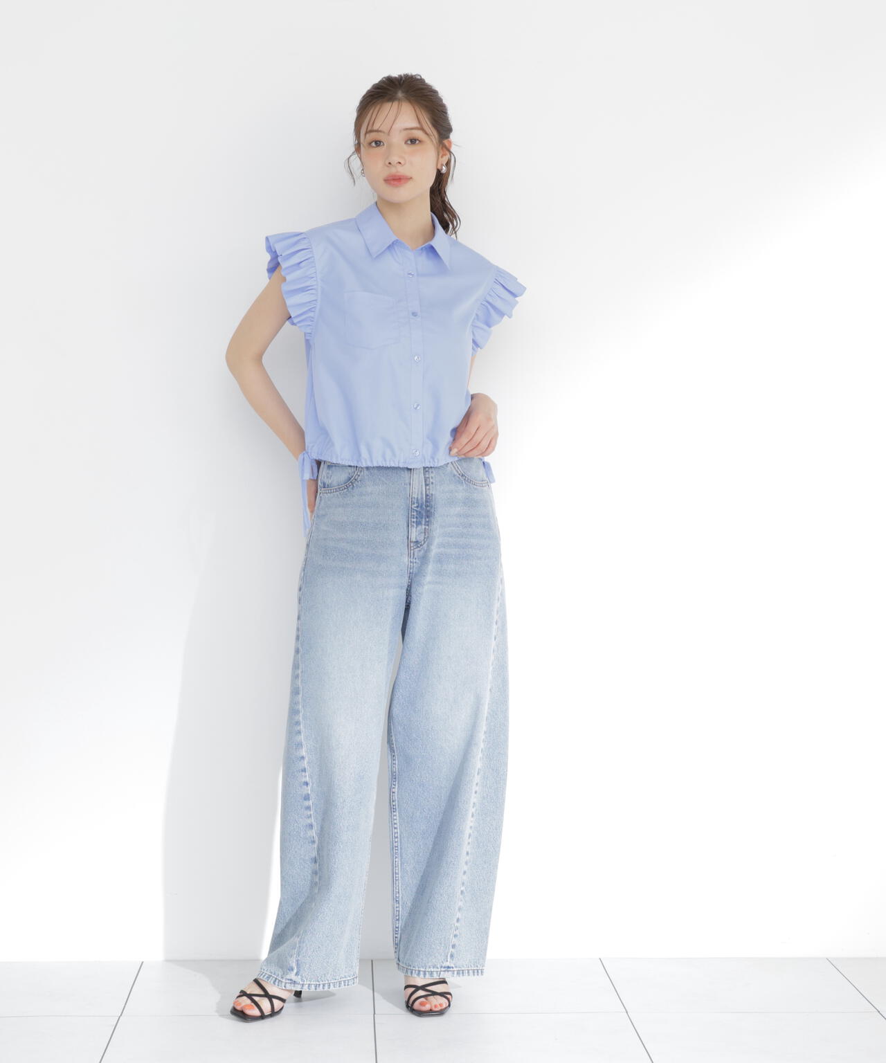 165cm 着用サイズ:FR