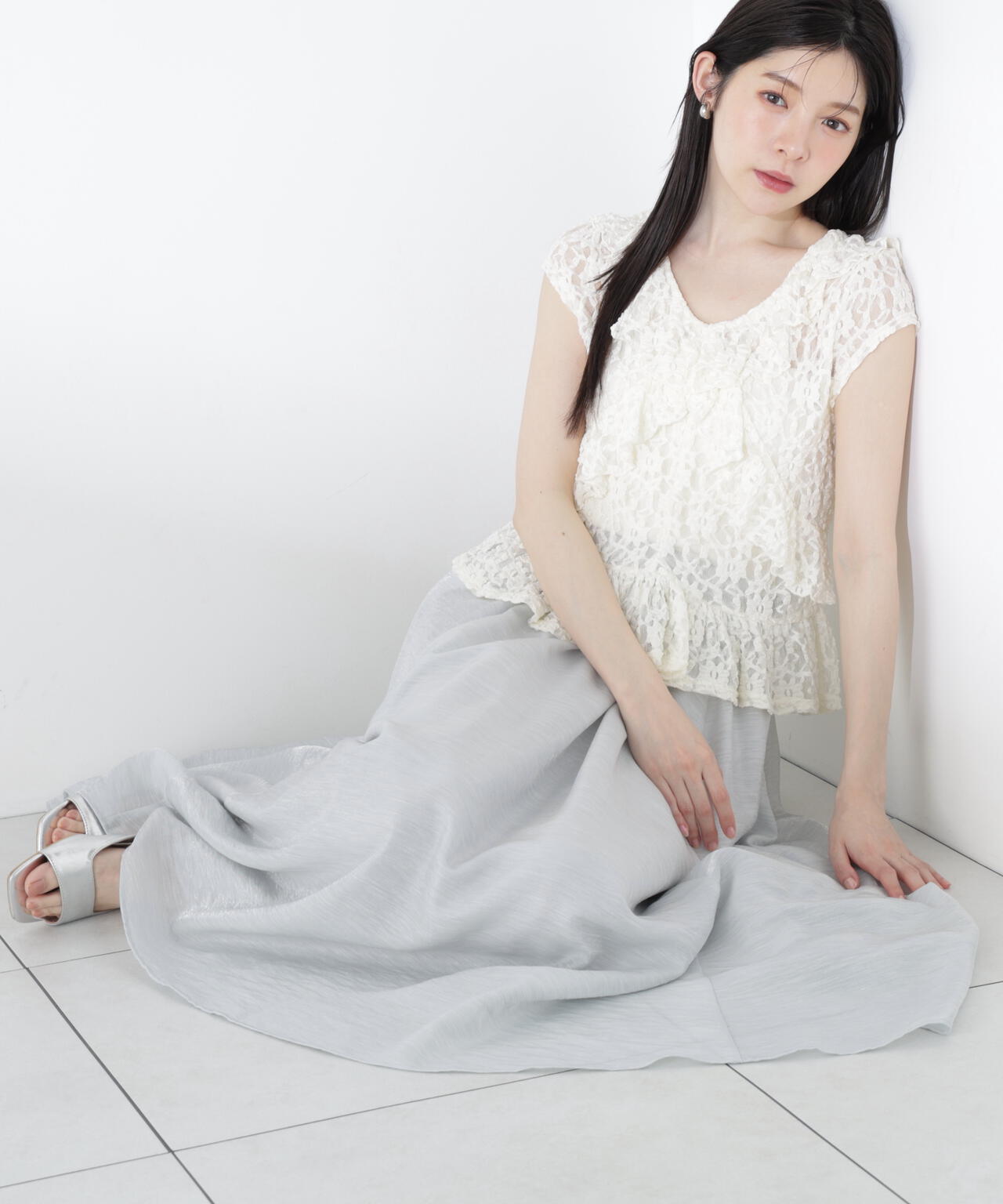 <青島心さん着用>ニュアンスサテンシャイニースカート