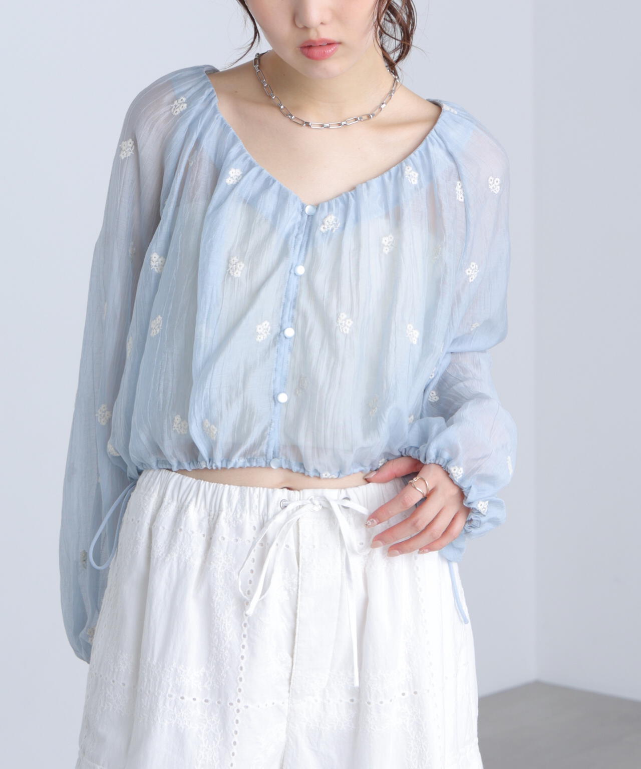 162cm 着用サイズ:FR