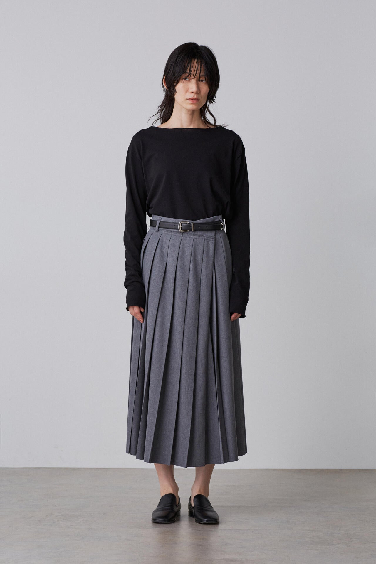 YLEVE / WOOL SURGE PLEATED SKIRT