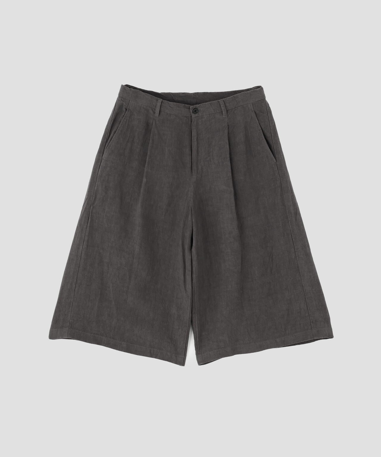 POLYPLOID / TUCK WIDE SHORTS B