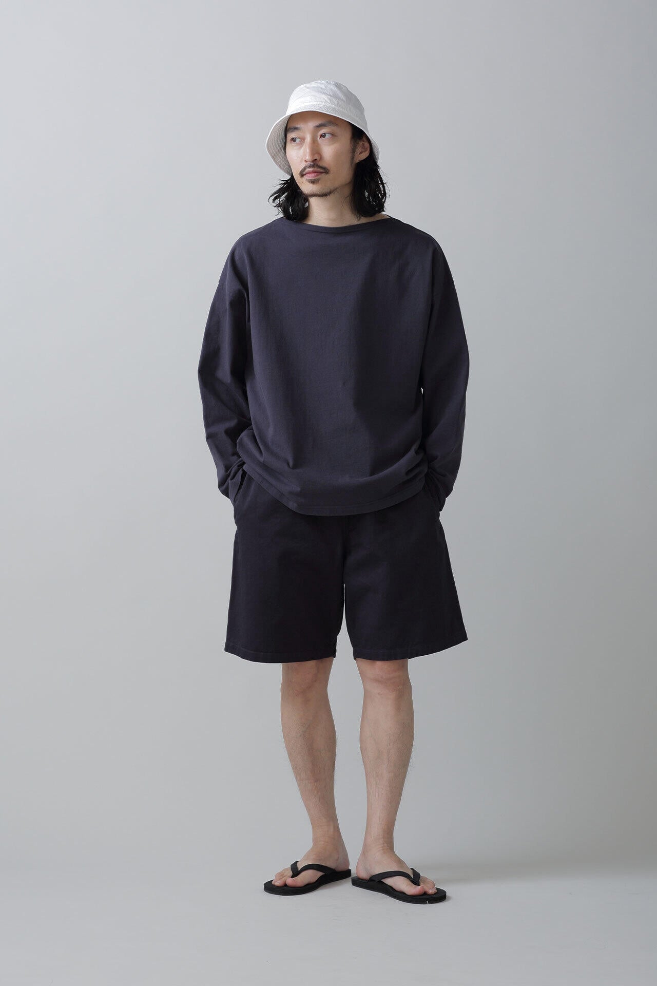 Y / ORGANIC COTTON CHINO SHORTS