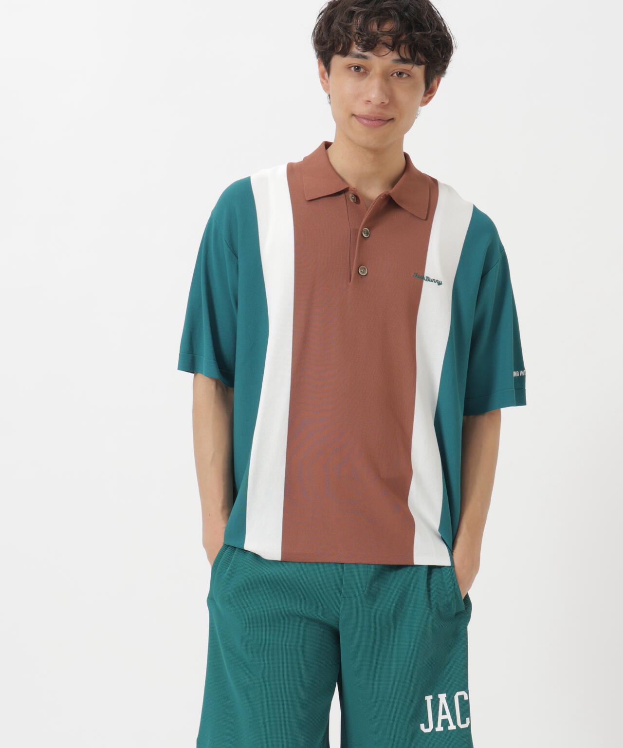 182cm C:84 W:71 H:89 着用サイズ:5