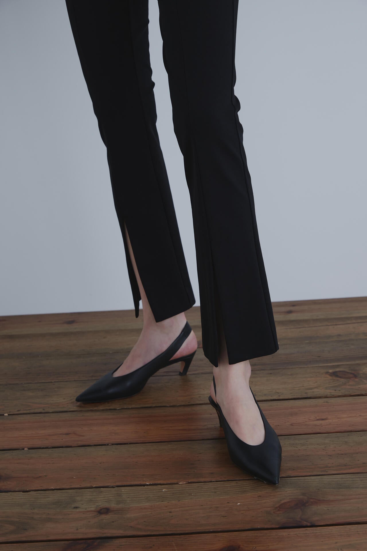 【EC限定】ハイストレッチフロントスリットパンツ(+10cm丈)