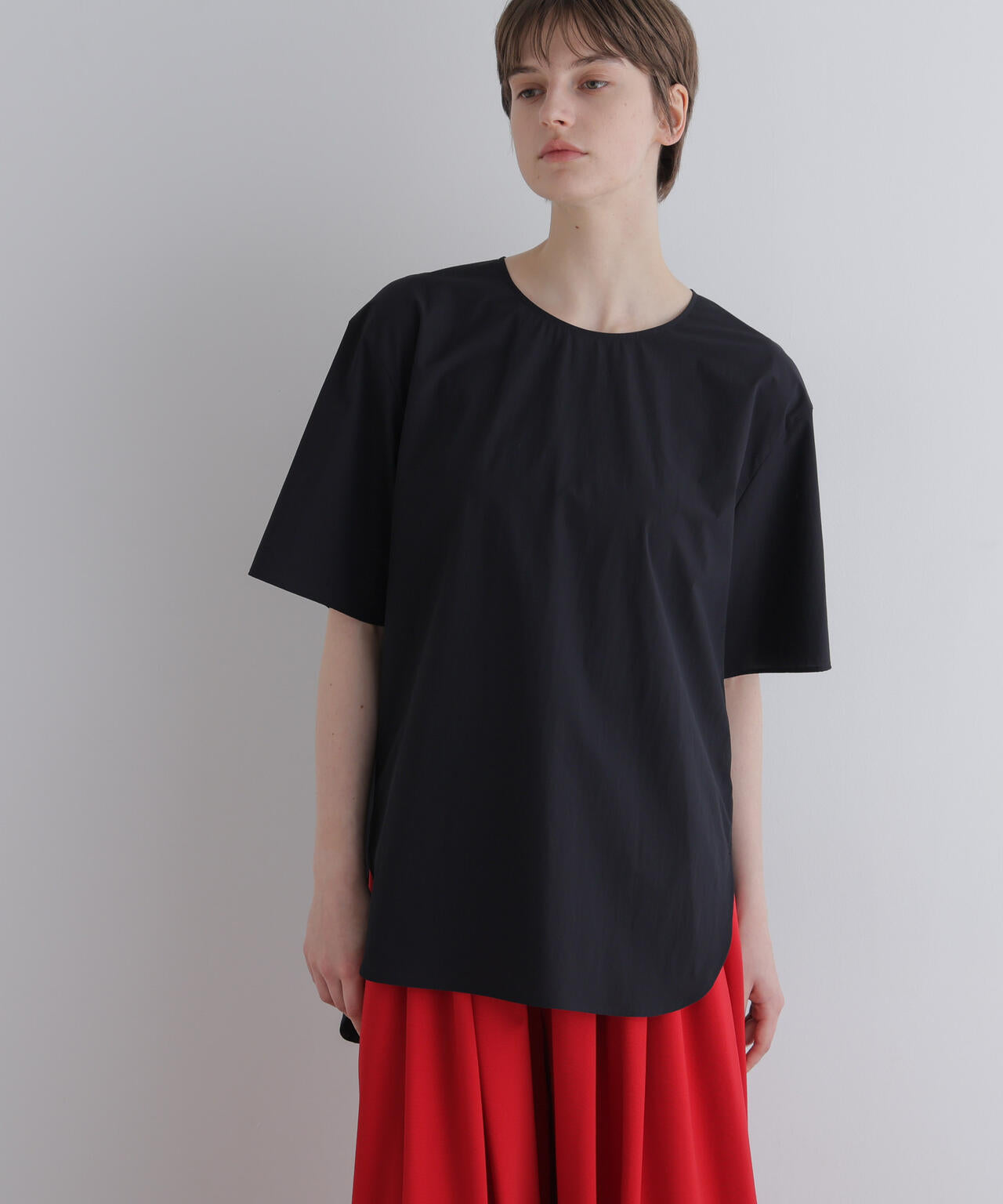 身長173cm B81 W61 H89 着用サイズ:F
