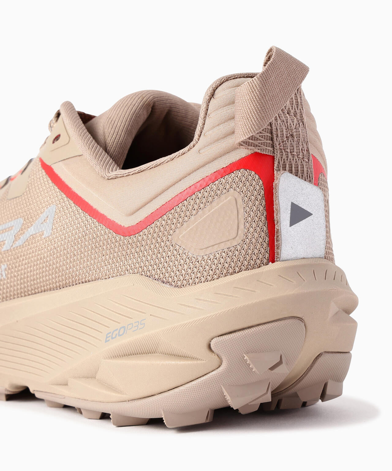 Altra × and wander EXPERIENCE WILD 3+