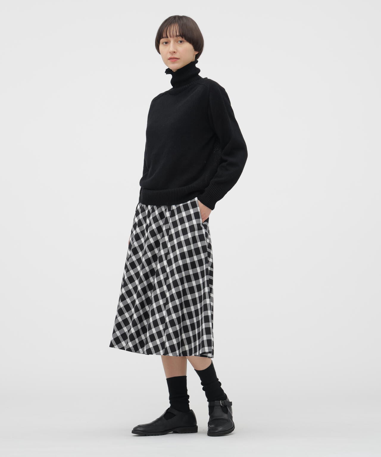 LINEN COTTON KNITWEAR