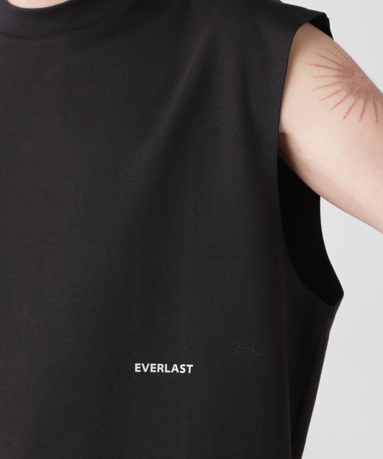 「EVERLAST」 アンチスメルプリントノースリーブ