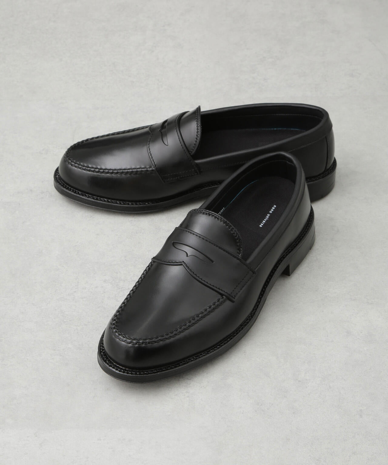 「Rain Comfort Shoes」ローファーシューズ