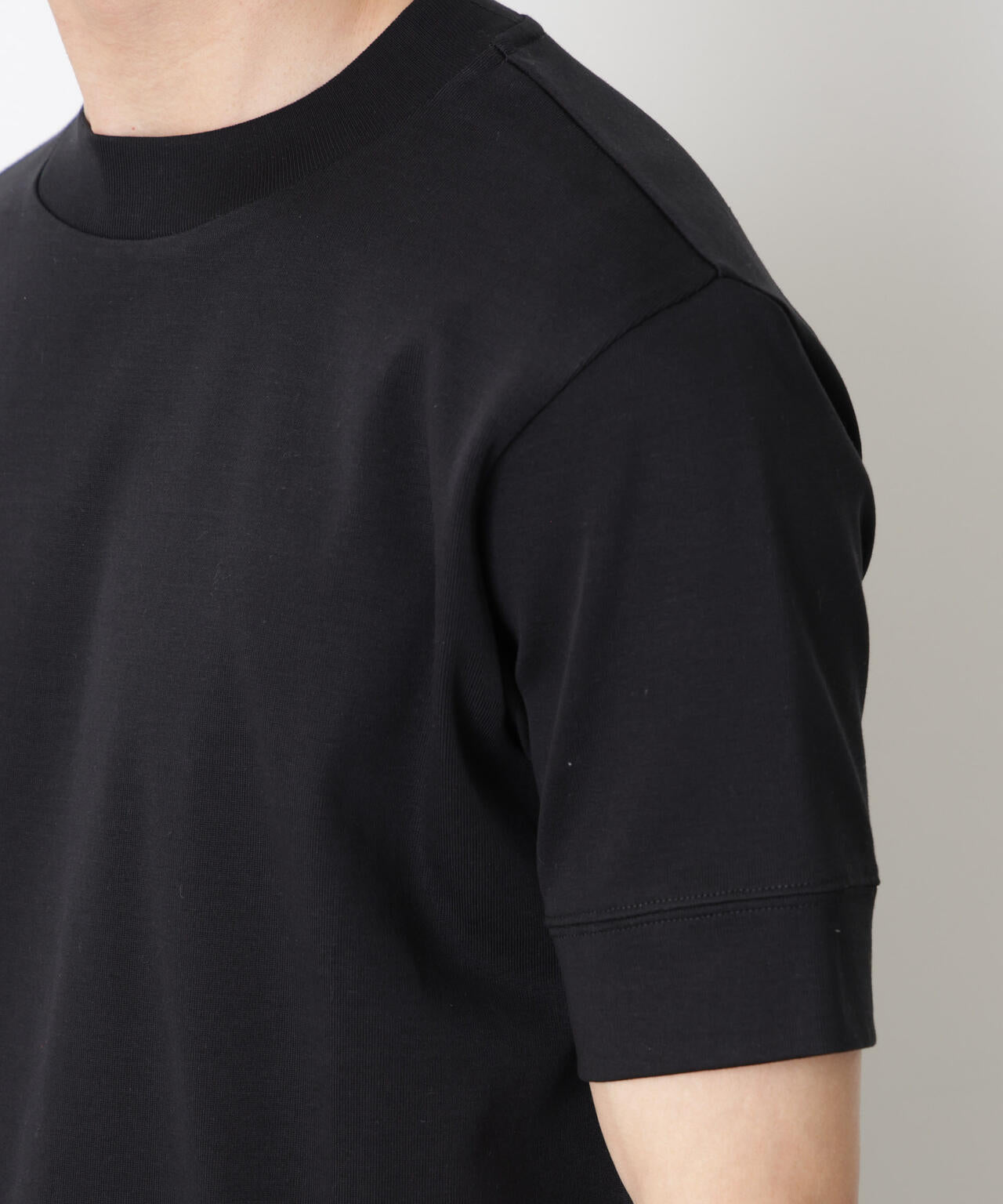 「FORMAL JERSEY」モックネックカットソー半袖
