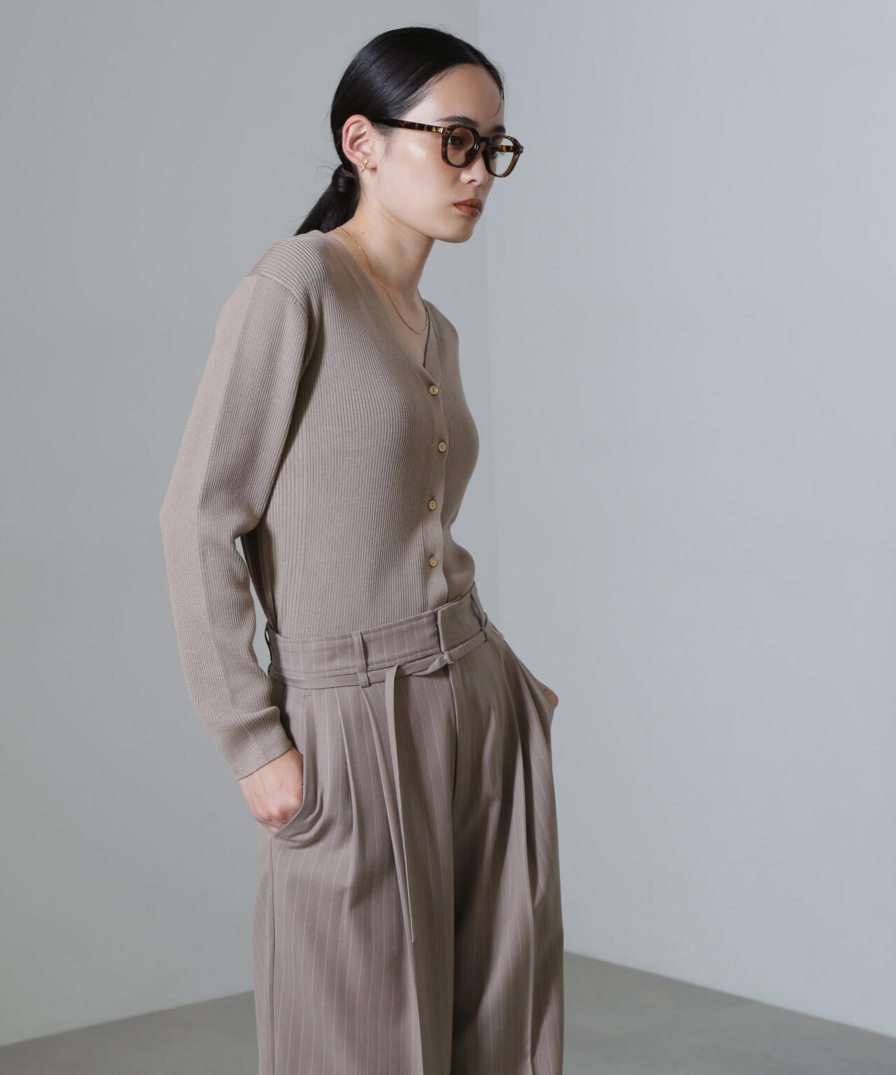 CICA&UVカット加工Vネックリブカーディガン