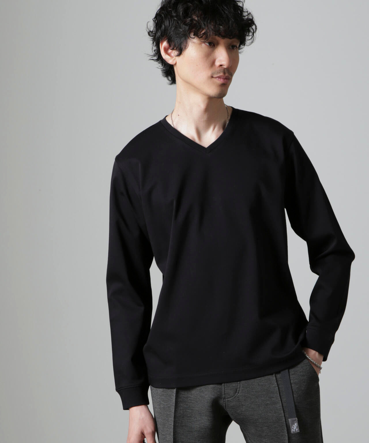 アンチスメルVネックTシャツ 長袖