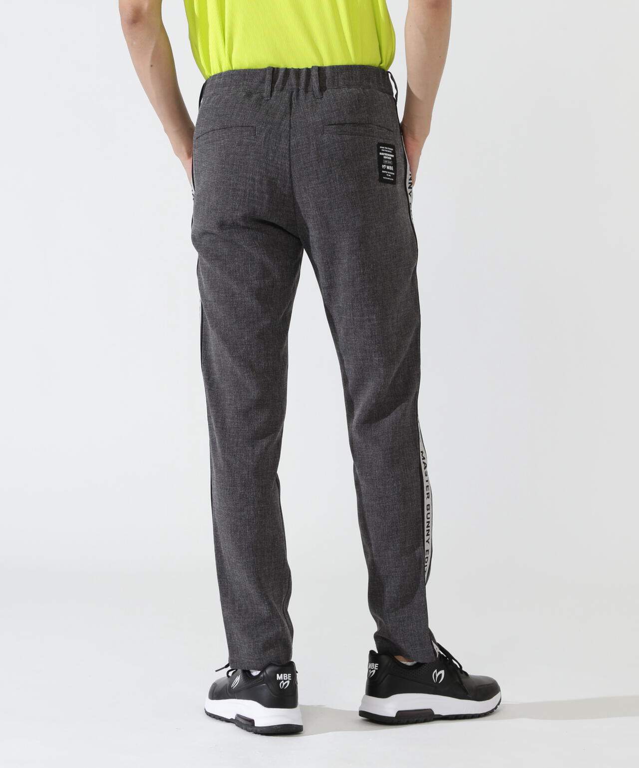 H:182cm/C:93/W:77/H:91 着用サイズ:5