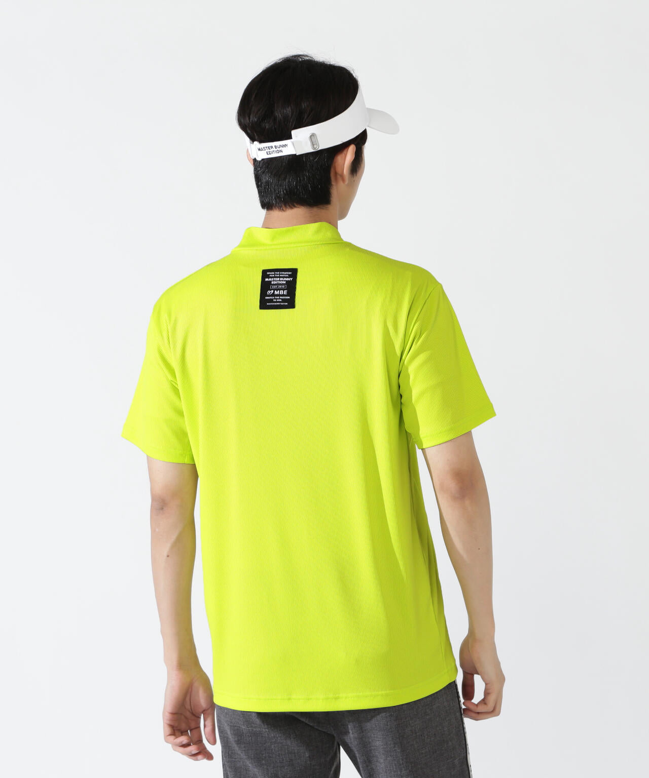 H:182cm/C:93/W:77/H:91 着用サイズ:5