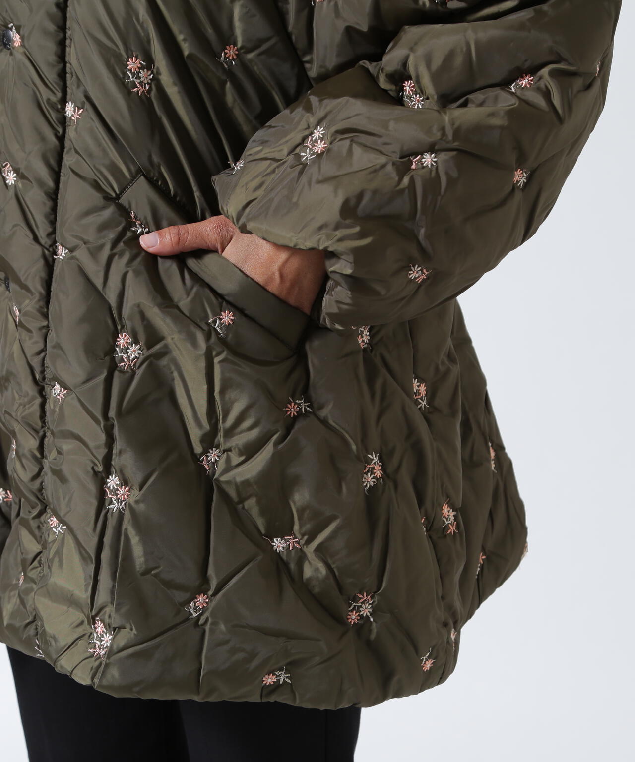 RHODOLIRION/ロドリリオン Padded Coat - Original Floral Emb. RV1025B