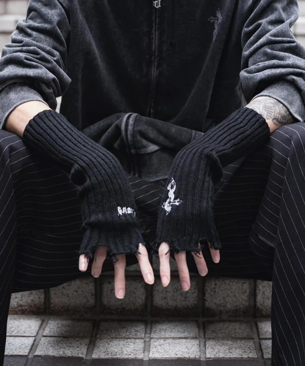 gibous/ギボス/Damage knit arm cover