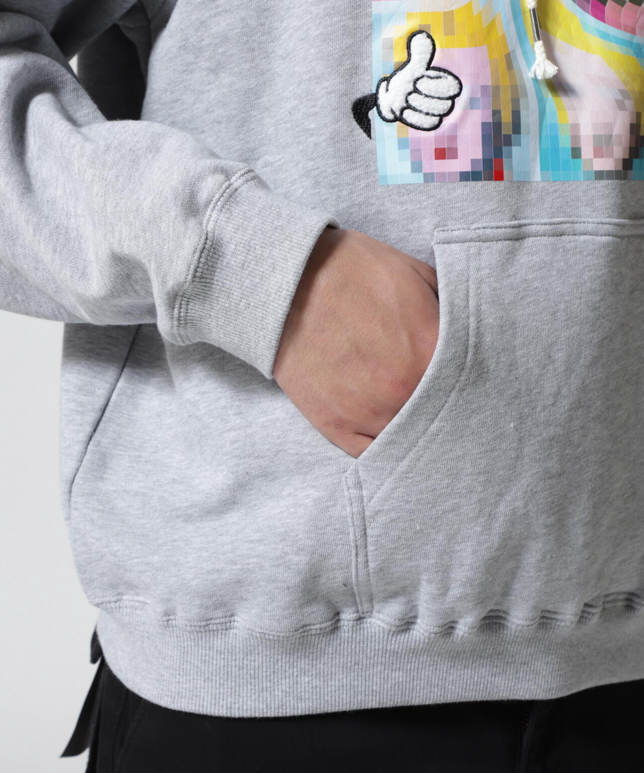 qwerty (クワーティ)PIXEL ART PARKA ピクセルアートパーカー