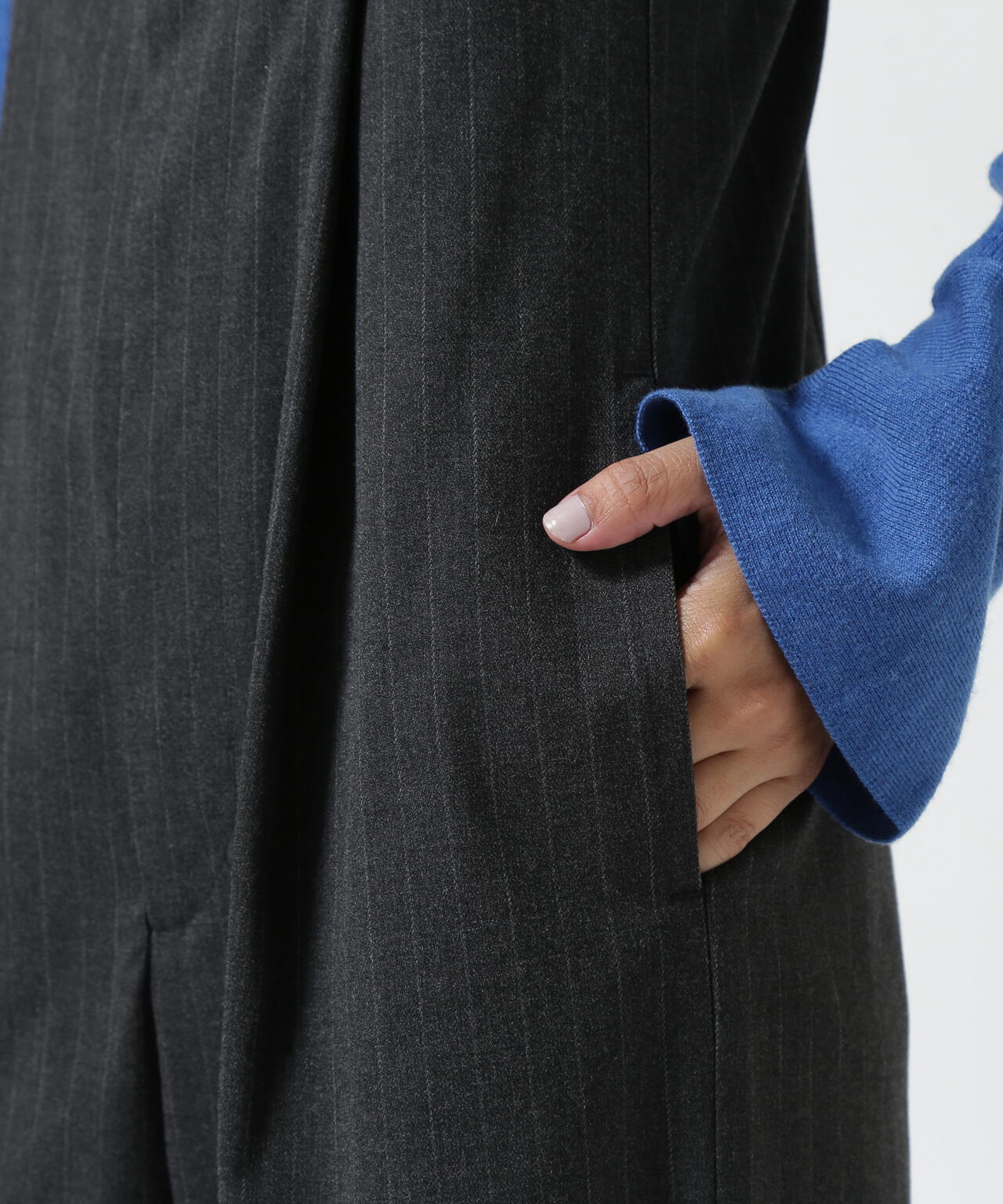 DROIT BELLO(ドロイトベロ)Straight Tuck Salopette