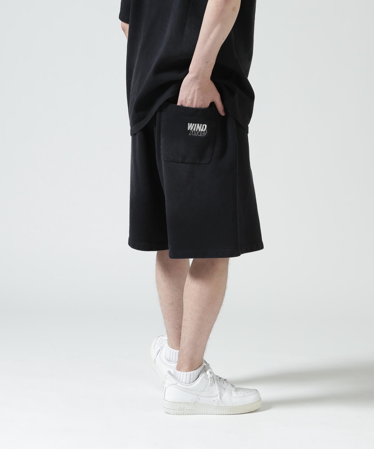 WIND AND SEA(ウィンダンシー)SULFUR DYEING LOGO HALF PANTS