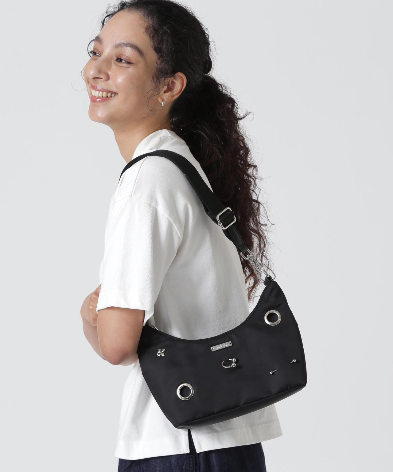 Knuth Marf(クヌースマーフ)pierce mini bag