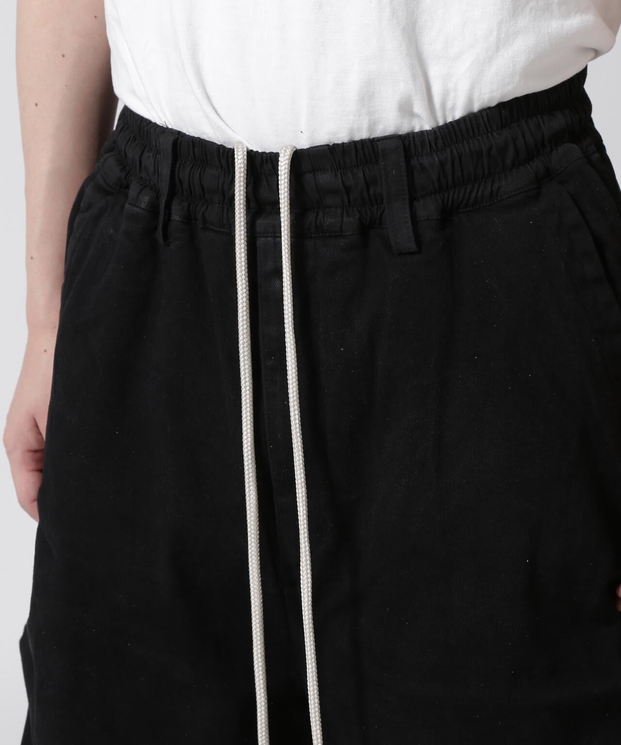 A.F ARTEFACT/Damage Denim Tuck Wide Pants