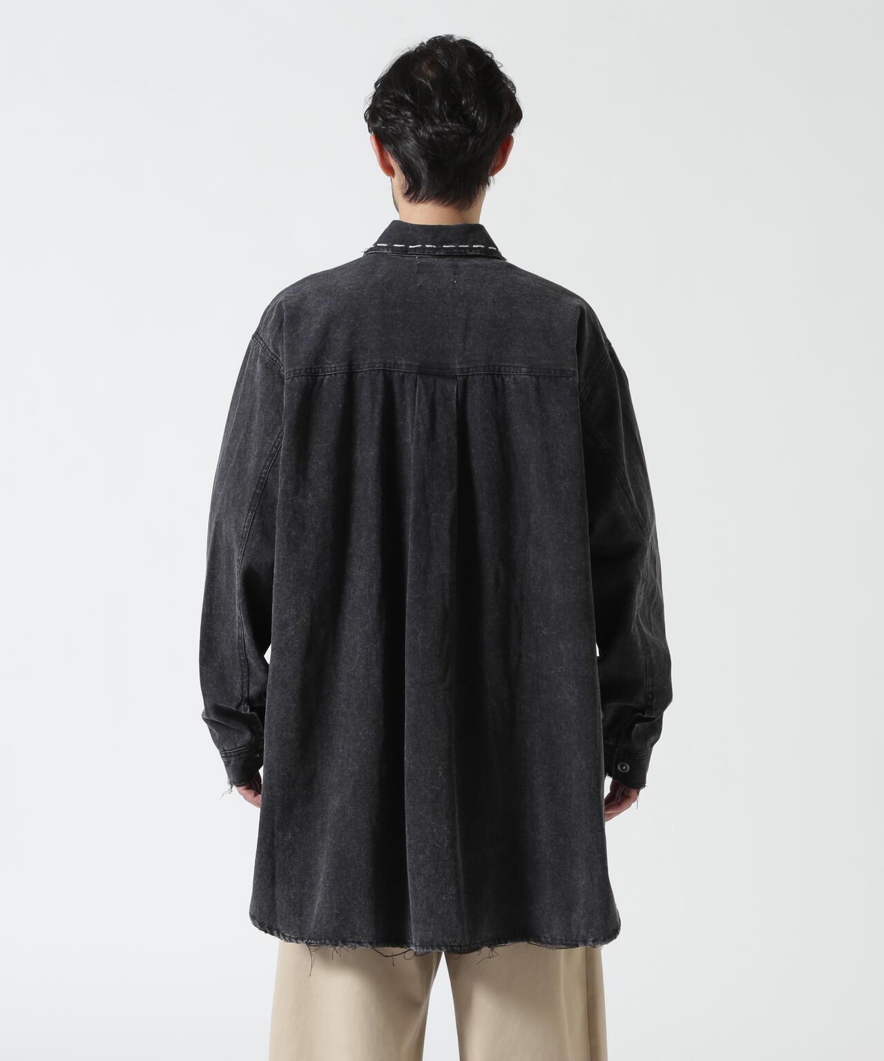 Height 178 Chest 92 Waist 76 hips 95 Shoes 27.0 着用サイズ:M