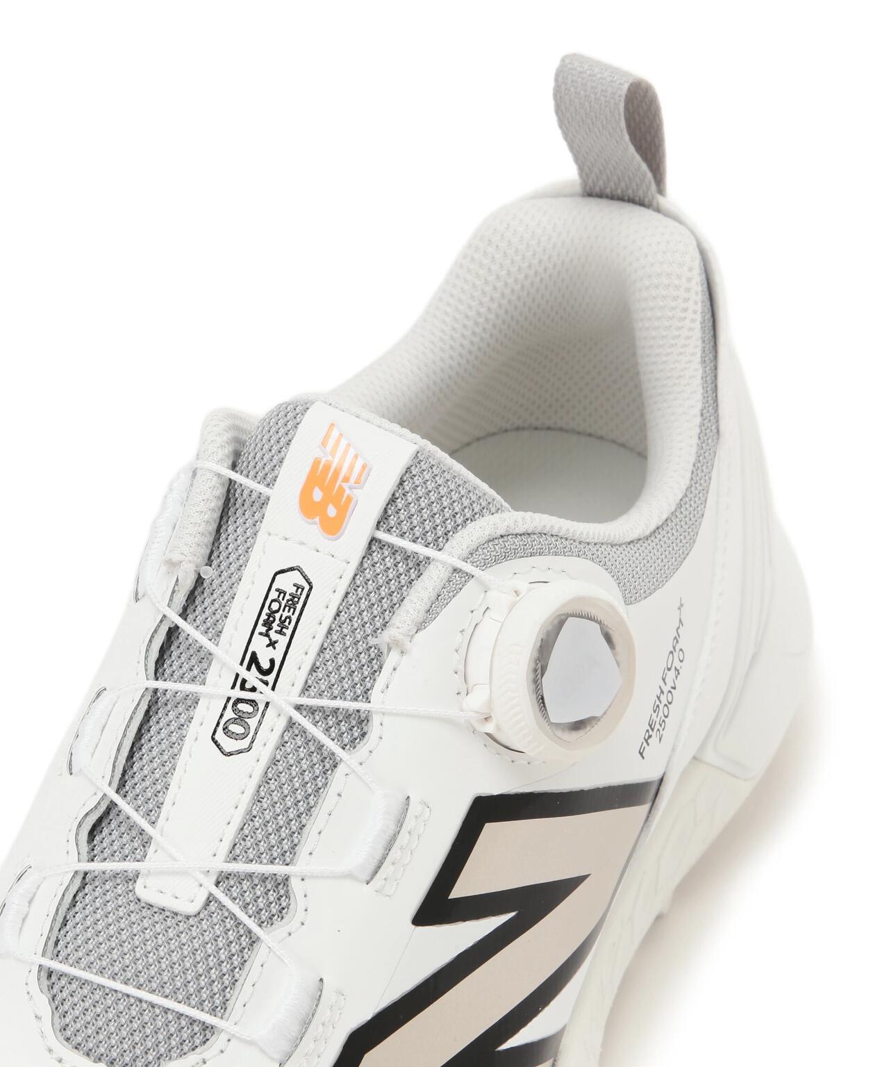 UGS2500D スパイクレスシューズ (UNISEX)