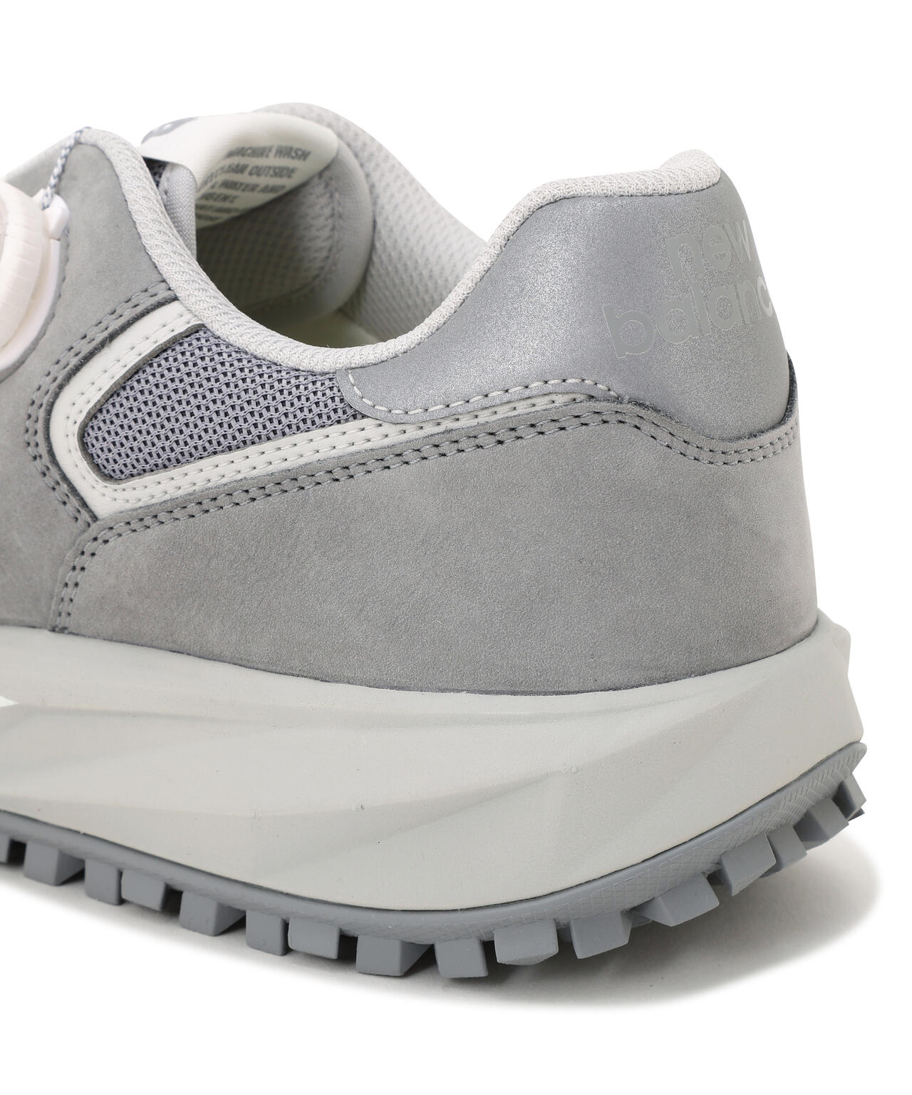 【展開店舗限定】FuelCell 574 v1 BOA（R） (UNISEX)