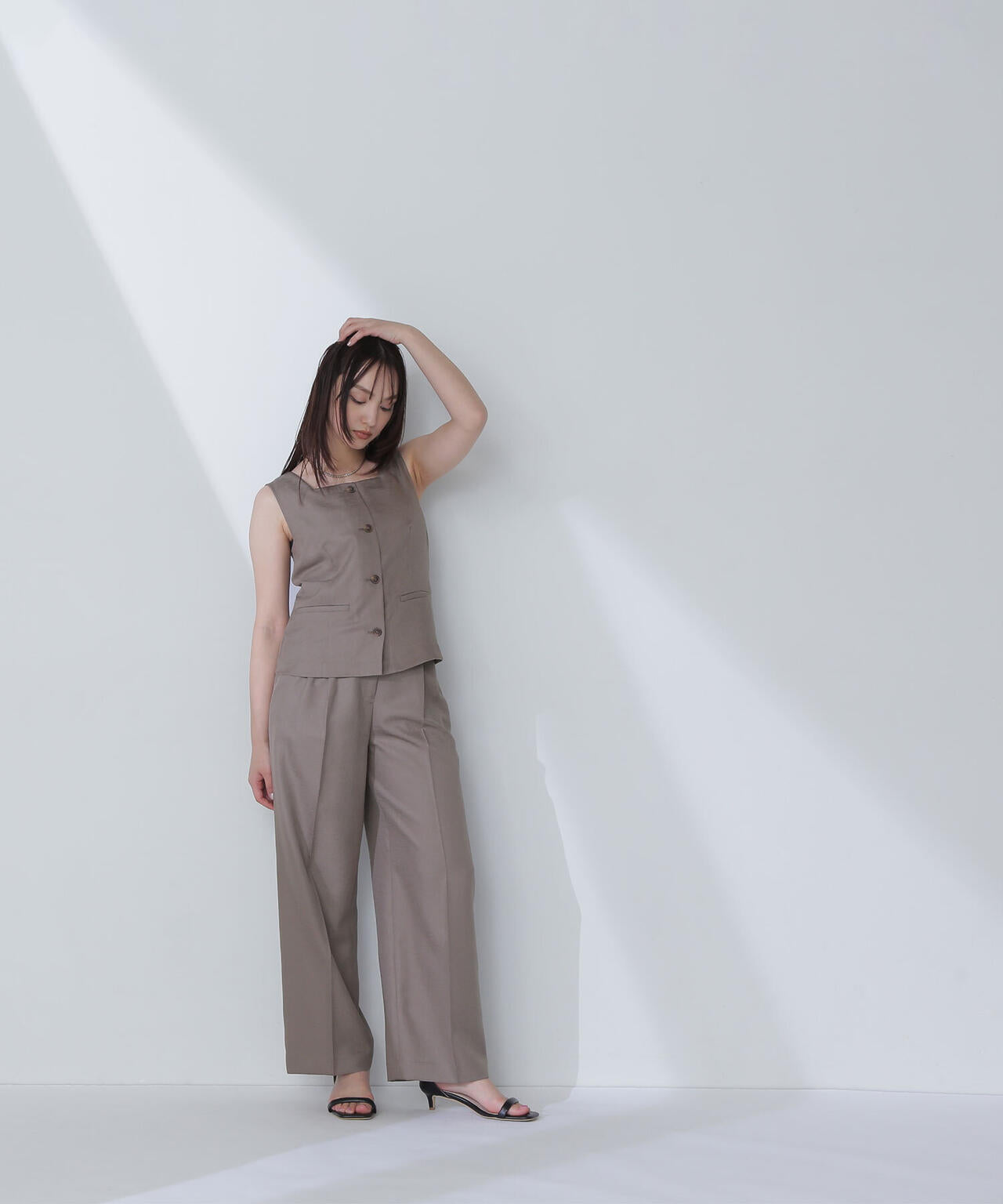 リネンライクツイルシリーズ ストレートパンツ*