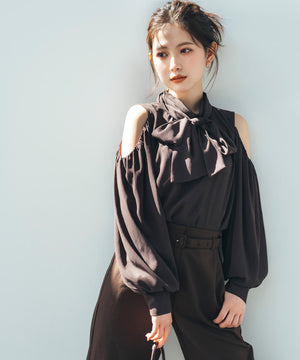 155cm 着用サイズ：FR