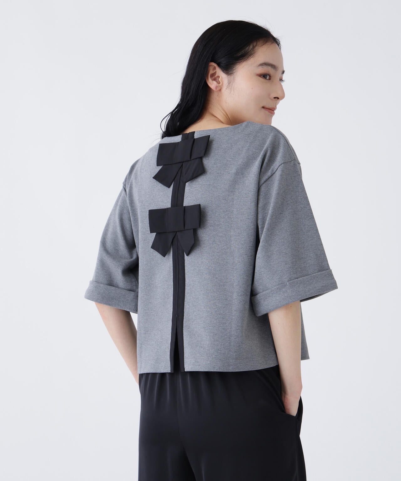 168cm B81cm W60cm H89cm 着用サイズ：FR