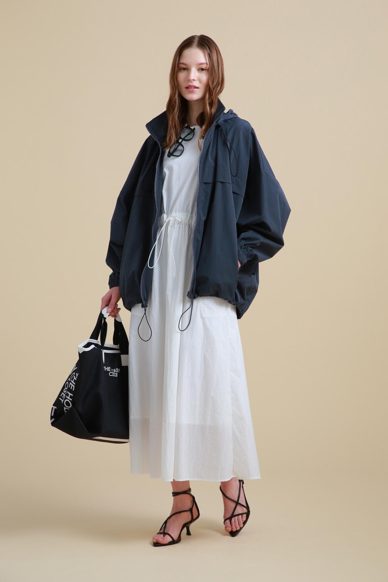 [THE HOLIDAY CLOSET]ドルマンフードコート