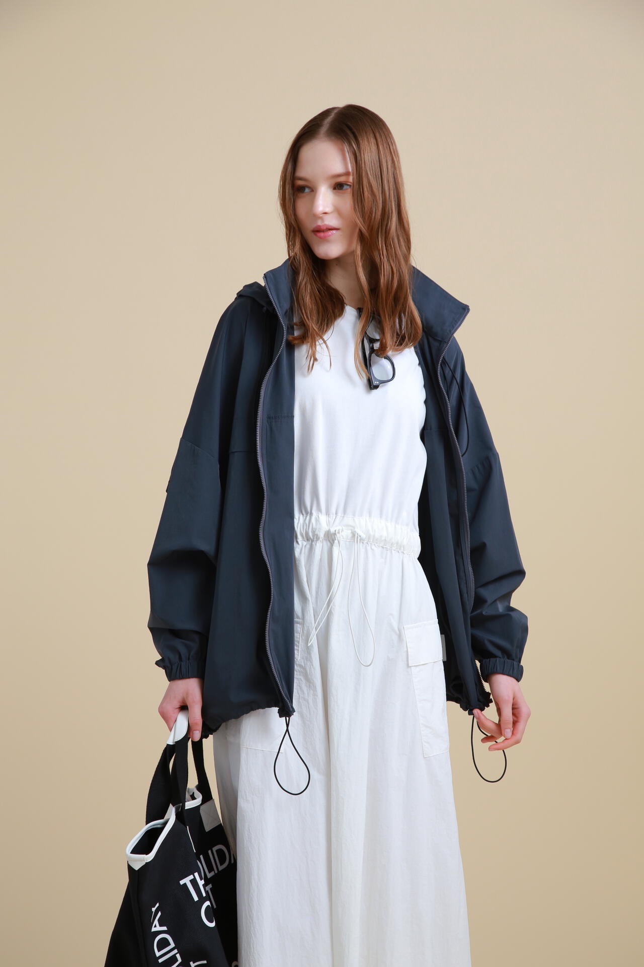 [THE HOLIDAY CLOSET]ドルマンフードコート