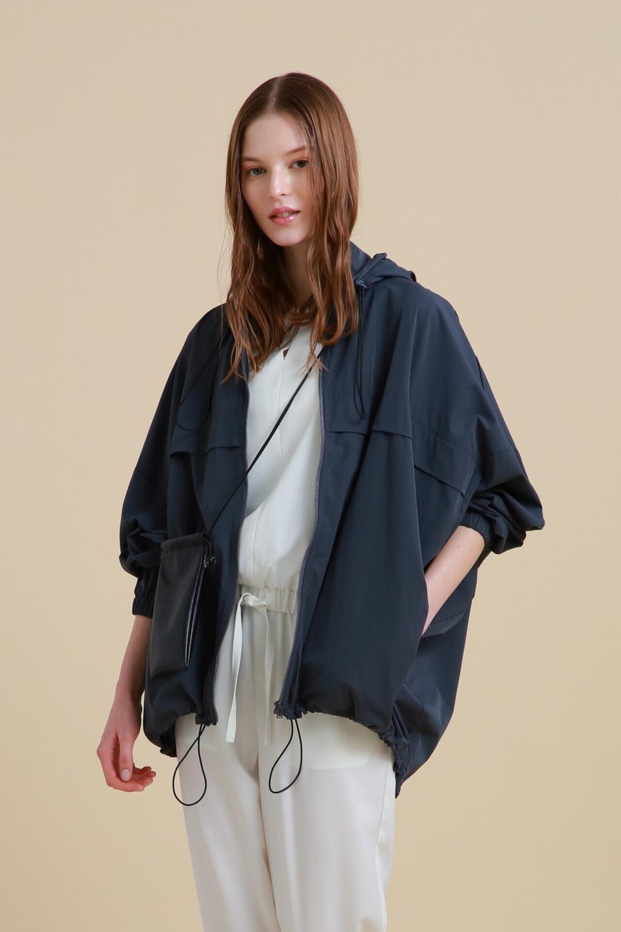 [THE HOLIDAY CLOSET]ドルマンフードコート