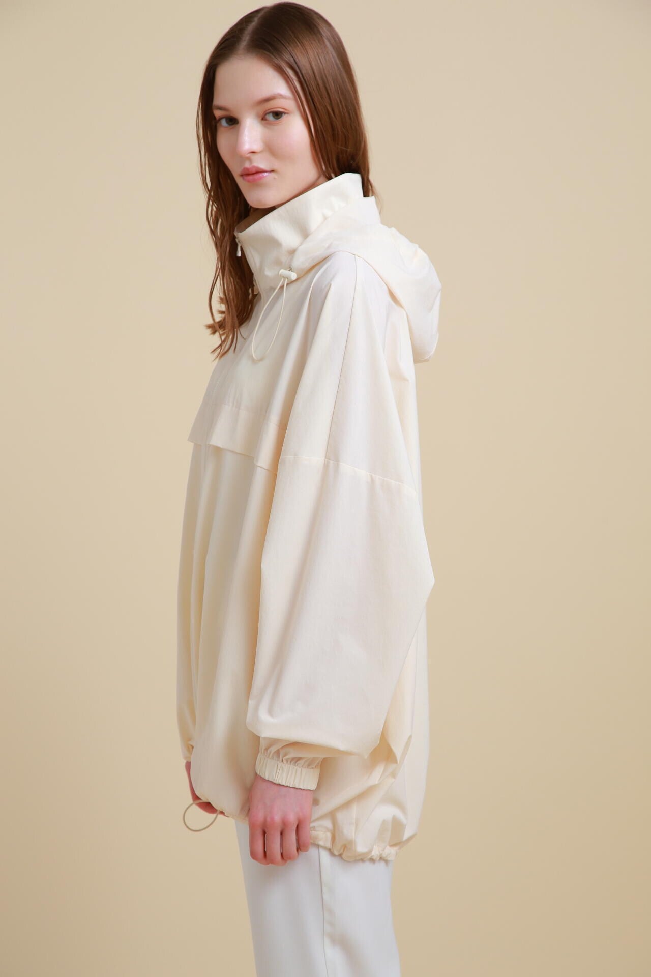 [THE HOLIDAY CLOSET]ドルマンフードコート