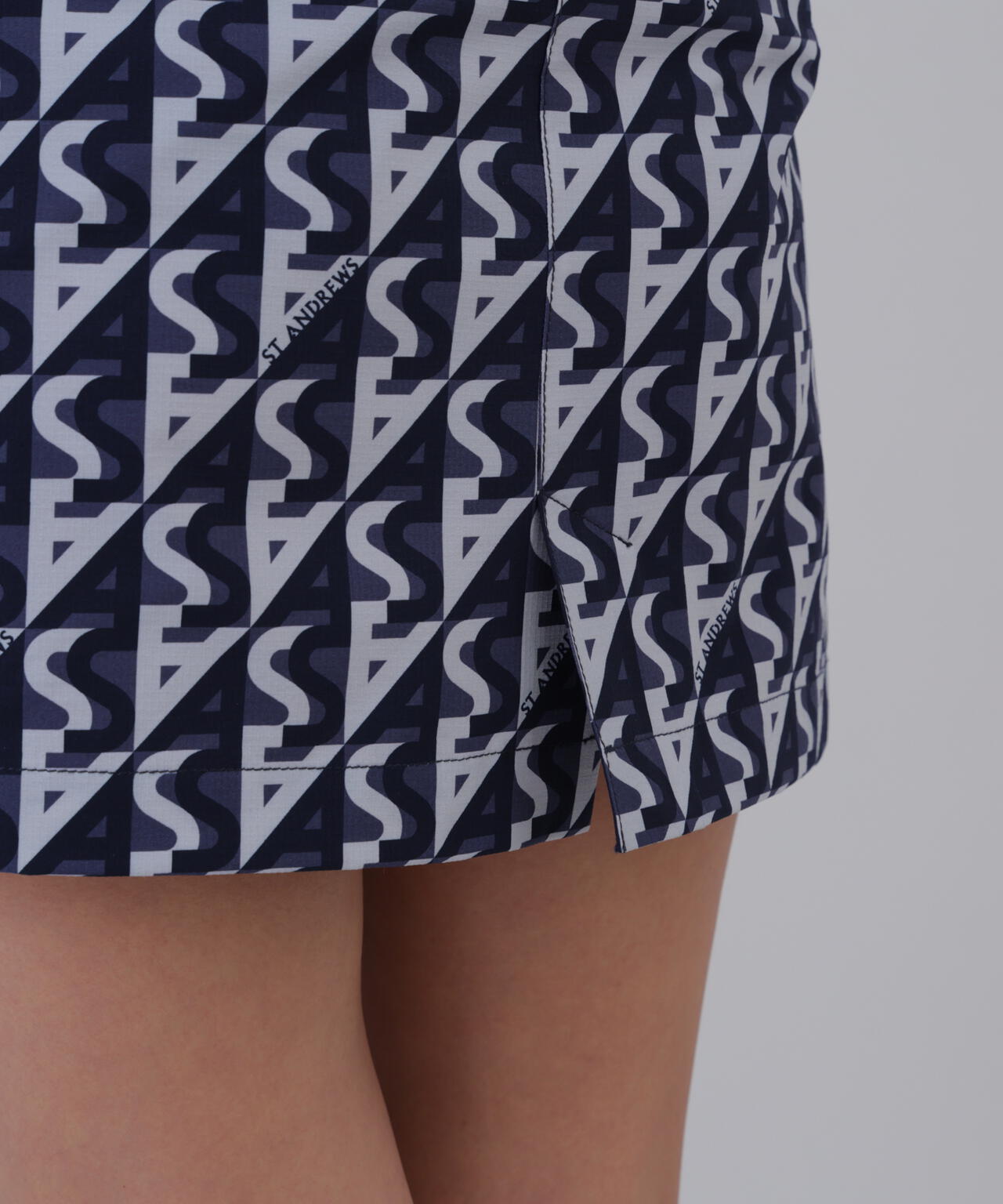 【ストレッチ】SAラインプリントスカート (WOMENS)