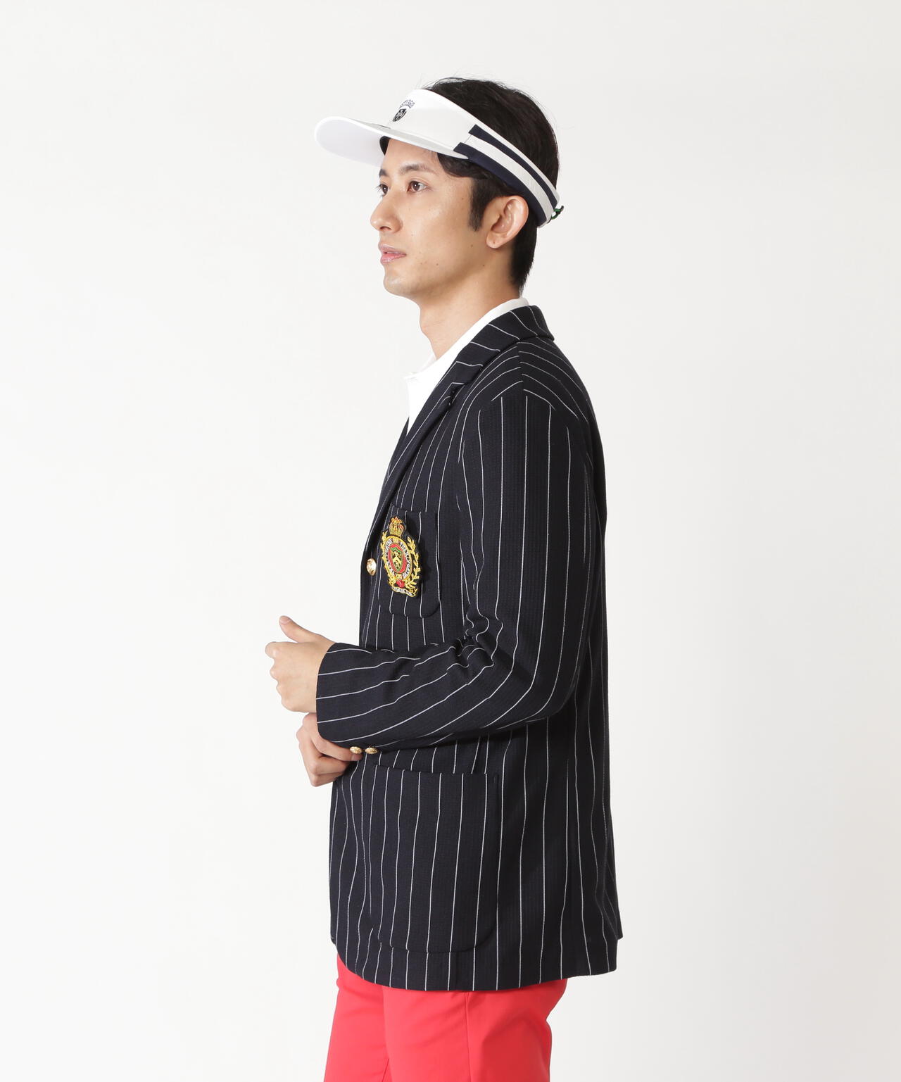H:182cm/C:93/W:77/H:91 着用サイズ：5