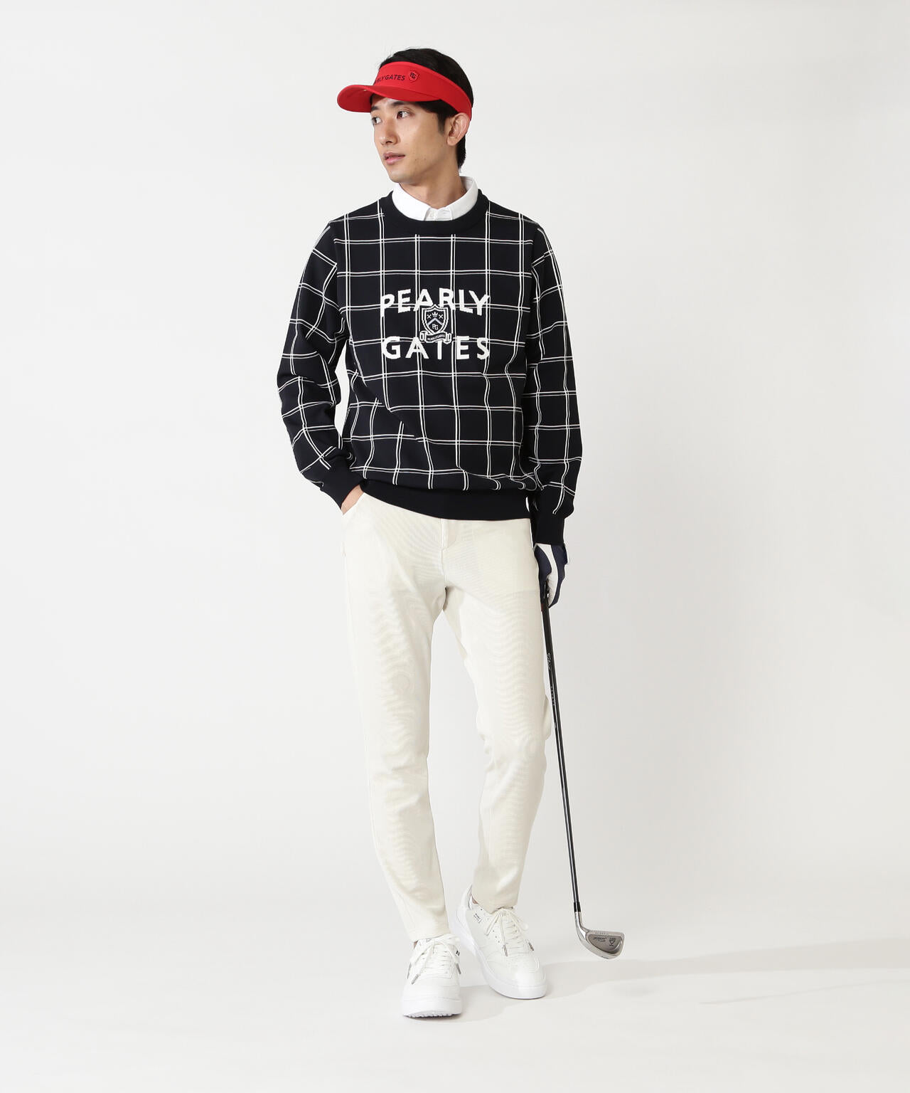 H:182cm/C:93/W:77/H:91 着用サイズ：5