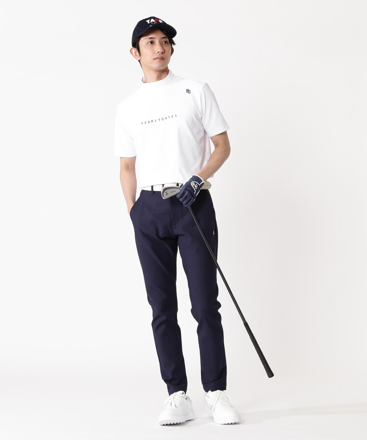 H:182cm/C:93/W:77/H:91 着用サイズ：5