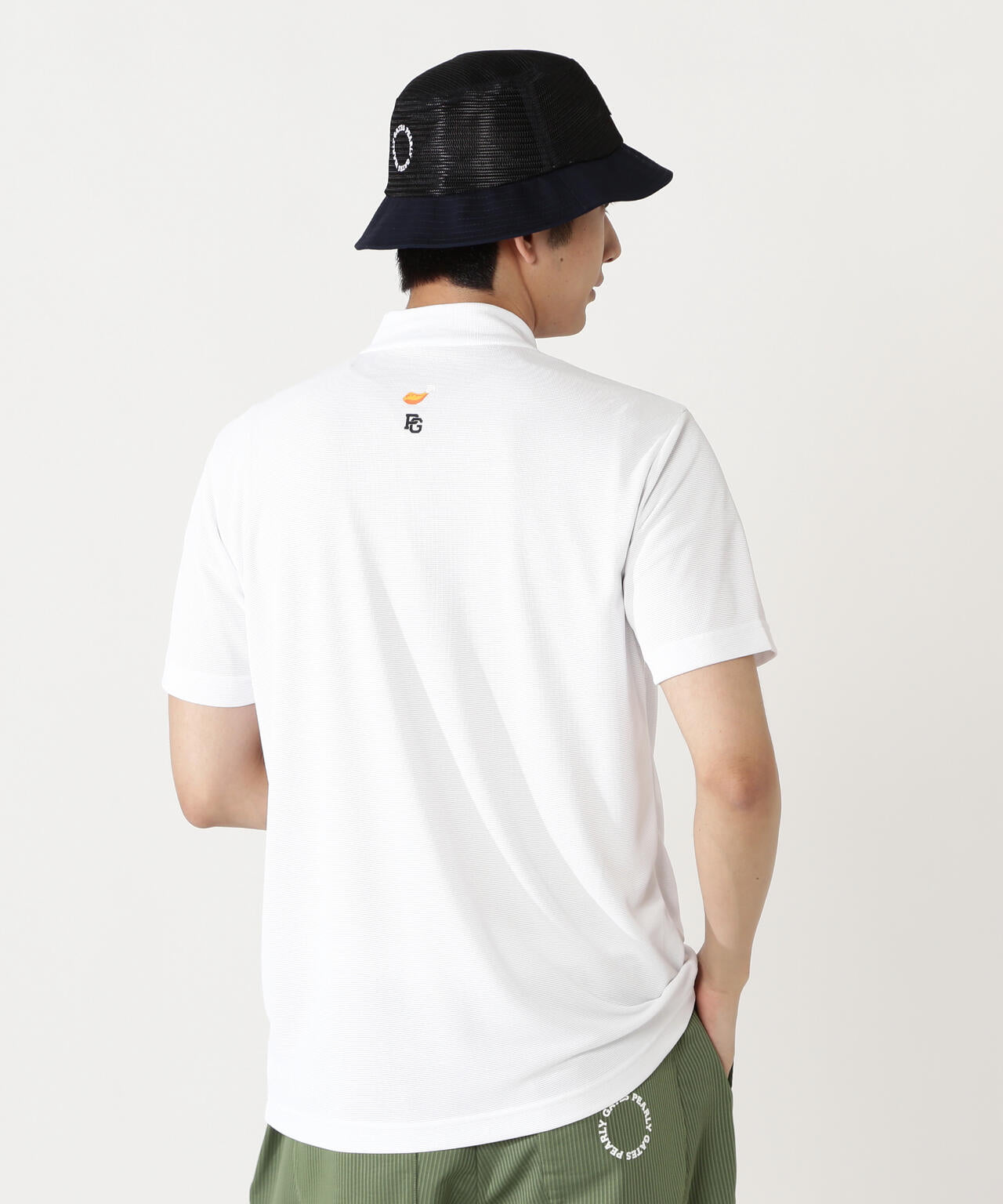 H:182cm/C:93/W:77/H:91 着用サイズ：5