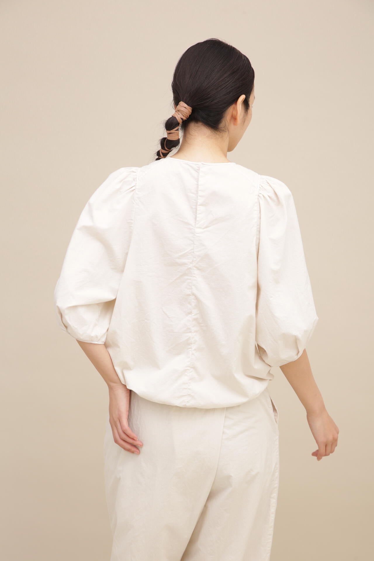 轟木節子×wagona　製品染めコットンシルクブロードブラウス